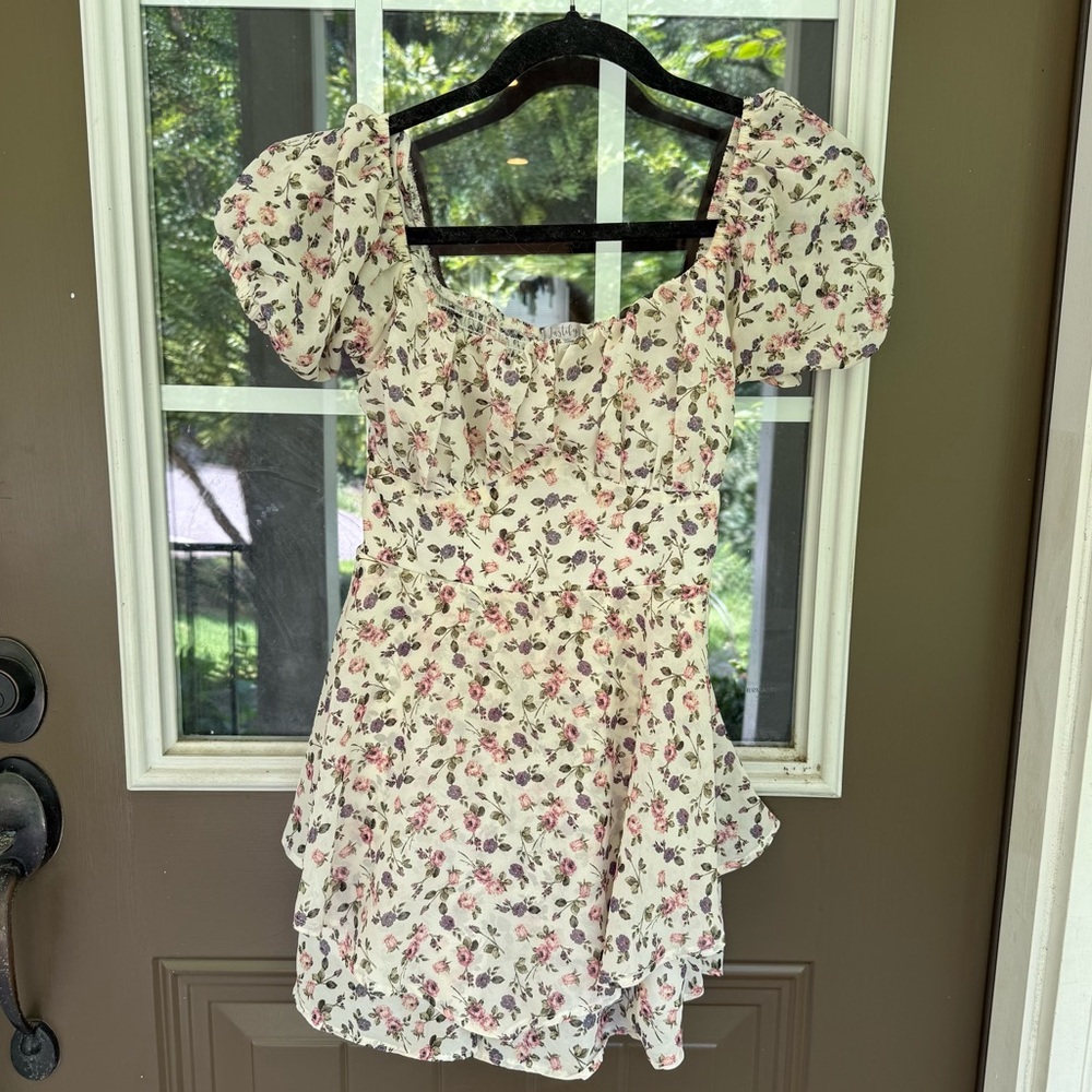 Justify rose floral puff sleeve romper with skirt M